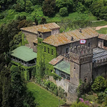 فندق Castello Di Torcrescenza 3*