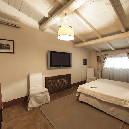 فندق Castello Di Torcrescenza 3*