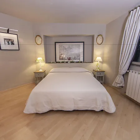 فندق Castello Di Torcrescenza روما