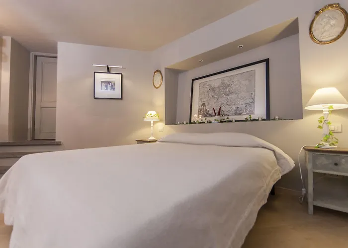 Castello Di Torcrescenza 3* Roma